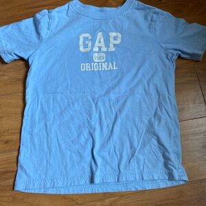 GAP Kids Blue T-Shirt. NWOT. Washed and never worn. Fast shipping.